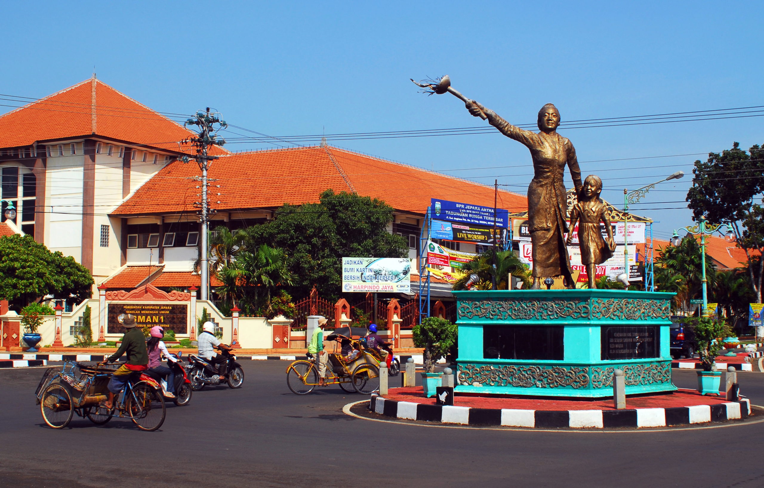 Travel Jepara Pati